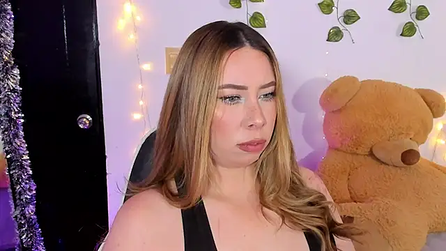 JanneKim online show from April 10, 7:51 pm