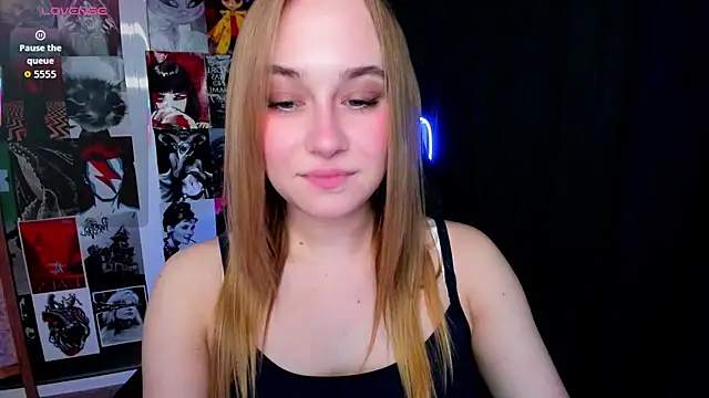 LianaBright online show from March 13, 2:07 am