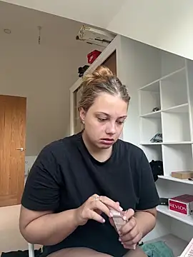 Snapshot of Krystal_Tx chatting on September 25, 7:34 am Krystal Tx online show from September 25, 7:34 am