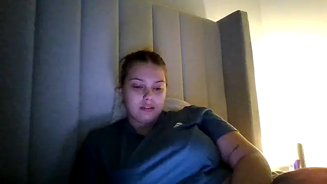 Snapshot of Krystal_Tx chatting on October 18, 6:41 pm Krystal Tx online show from October 18, 6:41 pm