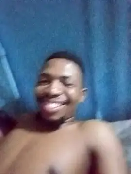 Snapshot of the4thking chatting on January 13, 7:42 pm the4thking online show from January 13, 7:42 pm