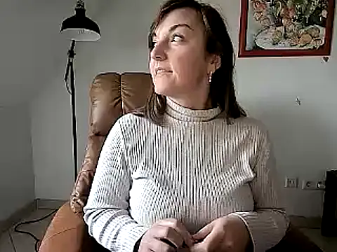 stunning Rosi online show from December 10, 12:05 pm