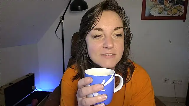 stunning Rosi online show from March 23, 7:20 am