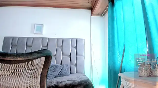 Snapshot of CoccoBele69 chatting on December 4, 7:12 pm CoccoBele69 online show from December 4, 7:12 pm