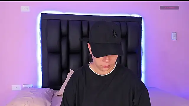 AbbySmiitth  online show from February 25, 12:34 pm