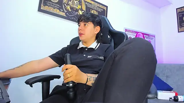 AbbySmiitth  online show from March 12, 12:36 pm