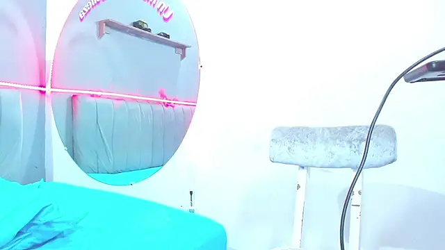 minimi naty online show from December 27, 10:37 pm