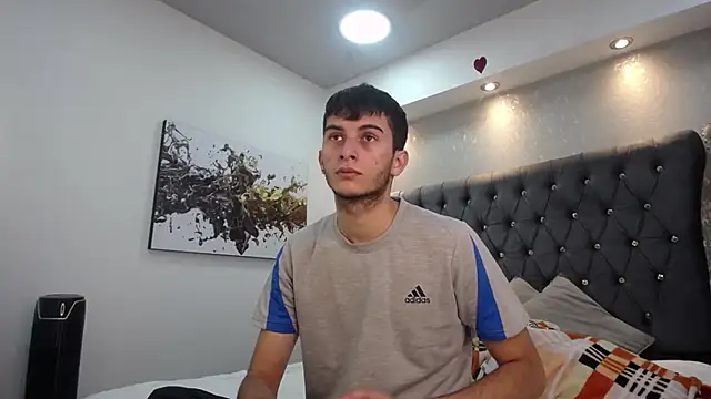 MrWilliseo online show from March 14, 7:44 pm