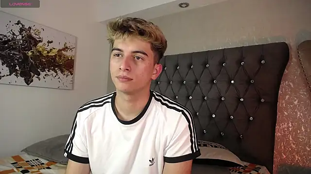 MrWilliseo online show from September 13, 8:25 am