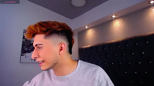 MrWilliseo online show from December 17, 7:42 pm