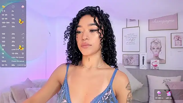 Snapshot of Crystal_Dluna chatting on January 18, 12:26 pm Crystal Dluna online show from January 18, 12:26 pm