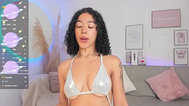 Snapshot of Crystal_Dluna chatting on March 12, 6:44 pm Crystal Dluna online show from March 12, 6:44 pm