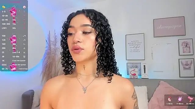 Snapshot of Crystal_Dluna chatting on March 17, 1:29 pm Crystal Dluna online show from March 17, 1:29 pm