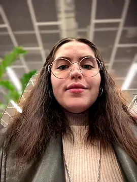 meow girl online show from October 29, 1:02 pm