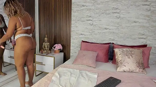 Snapshot of MadisonHunter2024 chatting on February 1, 10:44 pm MadisonHunter2024 online show from February 1, 10:44 pm