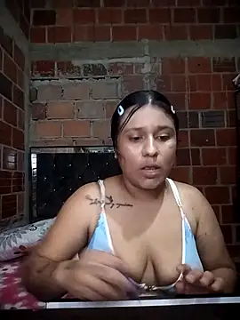 Snapshot of morenitagras chatting on March 16, 12:38 am morenitagras online show from March 16, 12:38 am