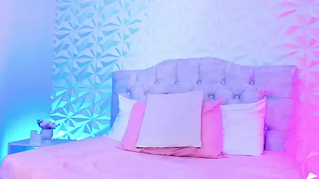 Miss Ivy4 online show from March 21, 9:01 pm