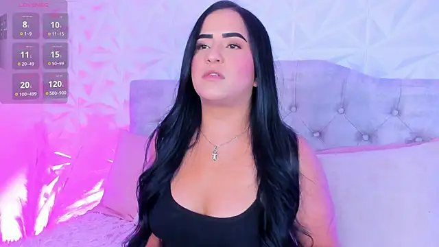 Snapshot of Miss_Ivy4 chatting on May 17, 6:59 pm Miss Ivy4 online show from May 17, 6:59 pm