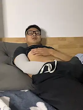 Snapshot of lixiaoshuai8 chatting on March 6, 1:16 am lixiaoshuai8 online show from March 6, 1:16 am