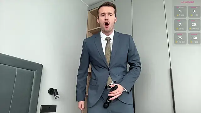 cute mark online show from September 18, 7:43 am