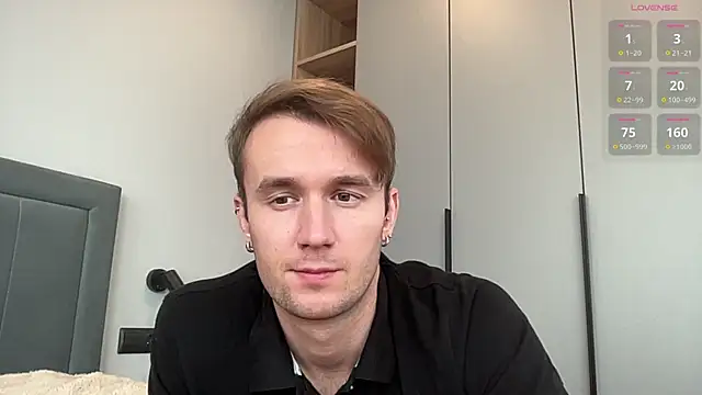 cute mark online show from October 6, 8:01 am