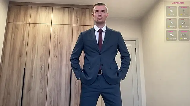 cute mark online show from February 11, 6:40 am