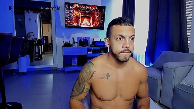 Maximo Marcelo online show from December 31, 12:04 pm