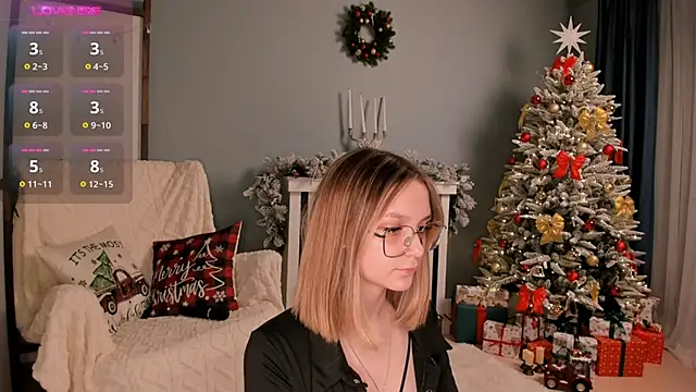 Snapshot of ms_elizabethqueen chatting on December 23, 6:37 pm ms elizabethqueen online show from December 23, 6:37 pm