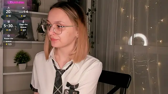 Snapshot of ms_elizabethqueen chatting on January 11, 3:09 pm ms elizabethqueen online show from January 11, 3:09 pm