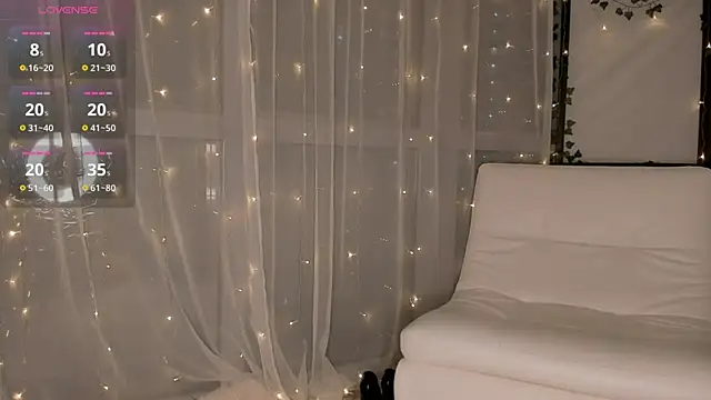 Snapshot of ms_elizabethqueen chatting on January 26, 7:09 pm ms elizabethqueen online show from January 26, 7:09 pm