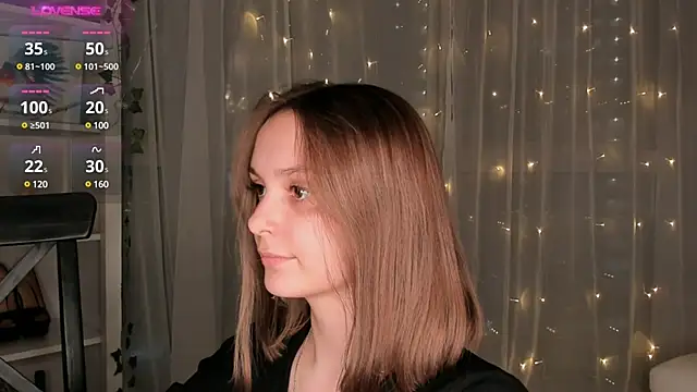 Snapshot of ms_elizabethqueen chatting on February 16, 10:10 pm ms elizabethqueen online show from February 16, 10:10 pm