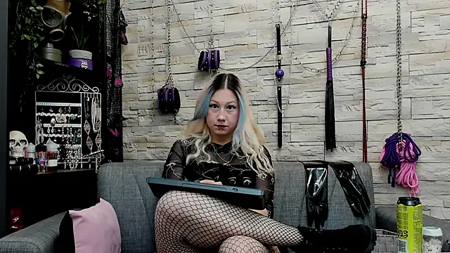 CruelMistress online show from December 23, 12:52 am