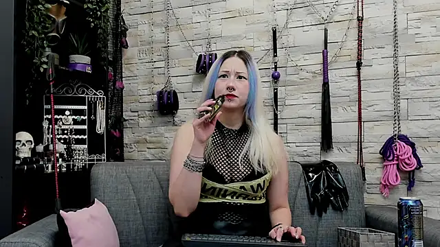 CruelMistress online show from January 14, 1:33 am