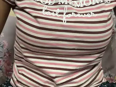  FluffyHxney  online show from December 4, 7:39 am