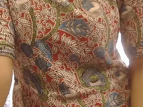  FluffyHxney  online show from October 5, 6:12 am