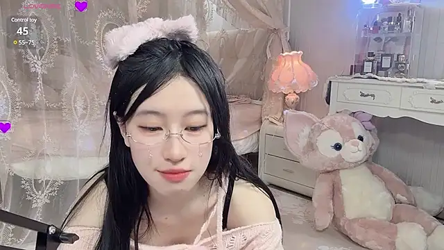 JennieKim RoseannePark online show from December 21, 7:38 pm