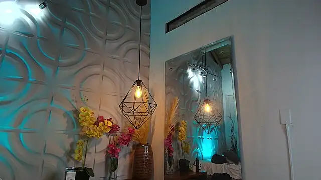 Venusflame   online show from November 29, 12:08 pm