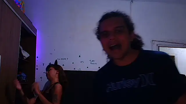 pepsicolacouple online show from March 2, 5:33 am