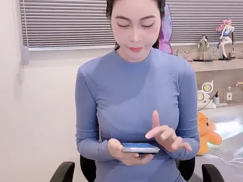 Zozo qq online show from October 28, 11:47 am