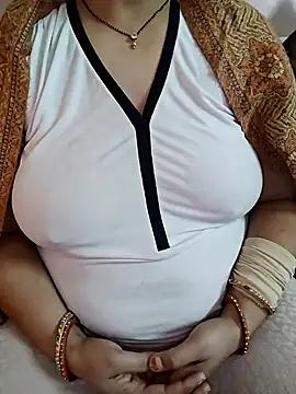 milf-kaira online show from December 11, 8:47 am