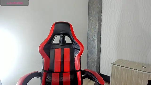 Snapshot of zoe_connor19 chatting on November 11, 8:42 pm zoe connor19 online show from November 11, 8:42 pm