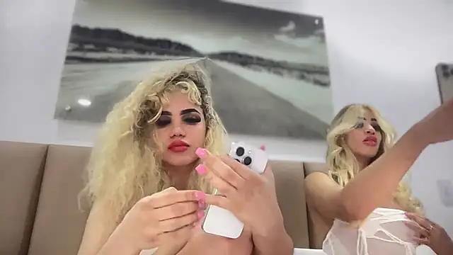 brithneysquirt online show from October 20, 9:54 am