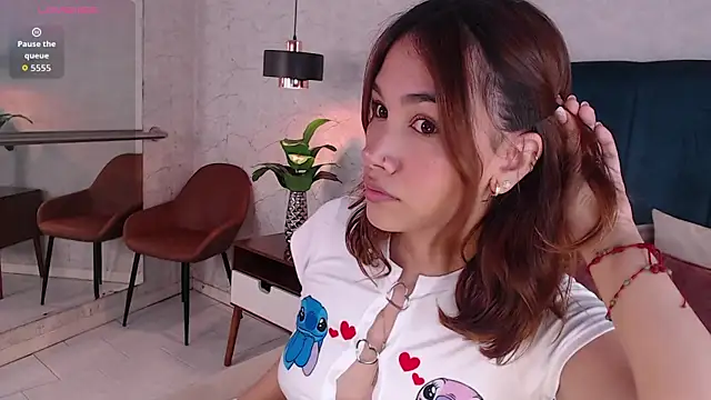 Snapshot of AdeleAndersonn chatting on September 20, 5:47 pm AdeleAndersonn online show from September 20, 5:47 pm