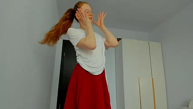 Fire Luna online show from March 18, 8:25 am