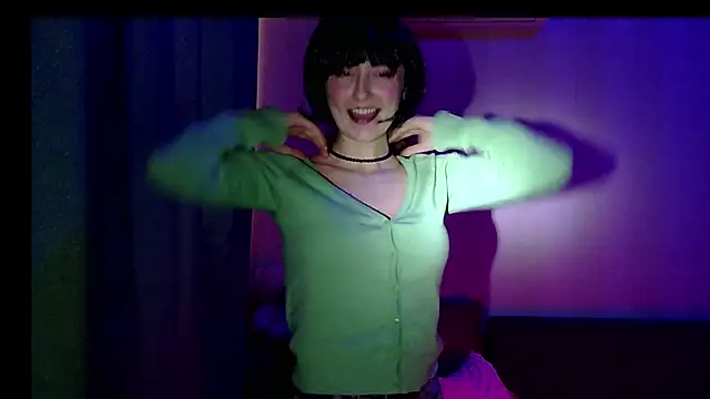 LilyXSky online show from February 19, 2:55 pm