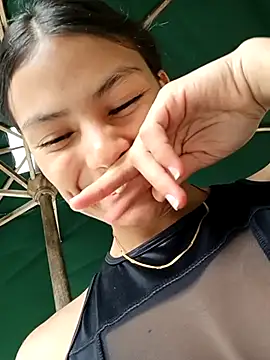 Snapshot of vanyacam_ chatting on February 10, 9:15 pm vanyacam online show from February 10, 9:15 pm