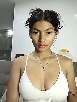 Snapshot of vanyacam_ chatting on October 9, 11:25 pm vanyacam online show from October 9, 11:25 pm