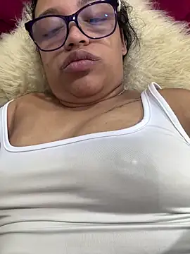 angela angels  online show from February 6, 10:15 am