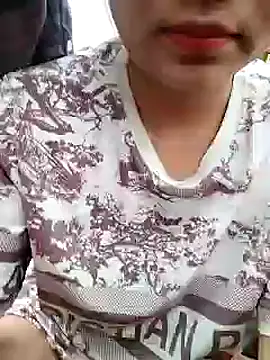 Snapshot of Betty20zx chatting on December 24, 1:38 am Betty20zx online show from December 24, 1:38 am