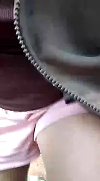 Snapshot of Betty20zx chatting on January 2, 1:49 am Betty20zx online show from January 2, 1:49 am